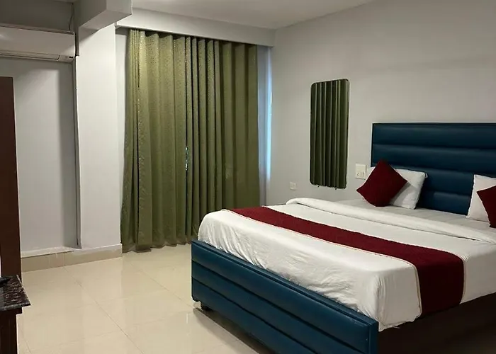 Amenda Classy Stay Near By Delhi-Ncr