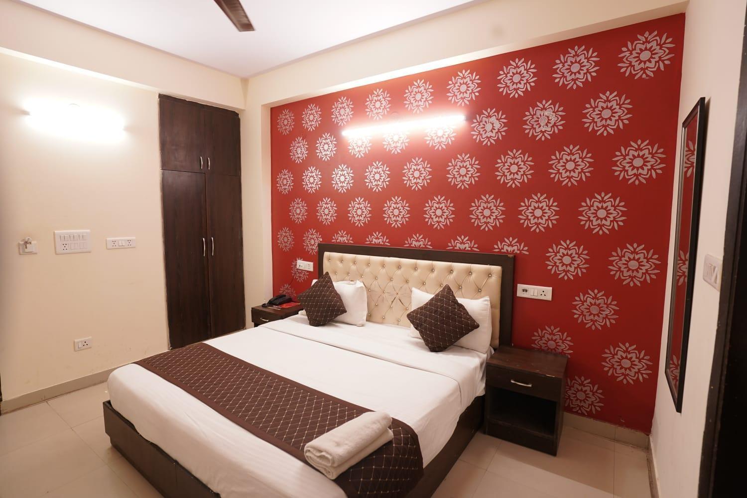 Amenda Classy Near By Delhi-ncr New Delhi