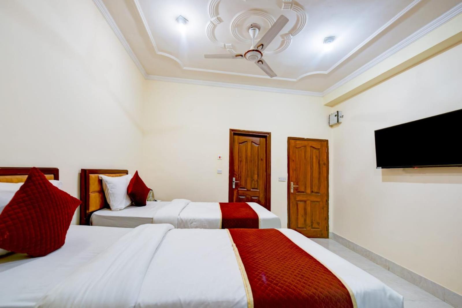 Amenda Classy Near By Delhi-ncr 4*