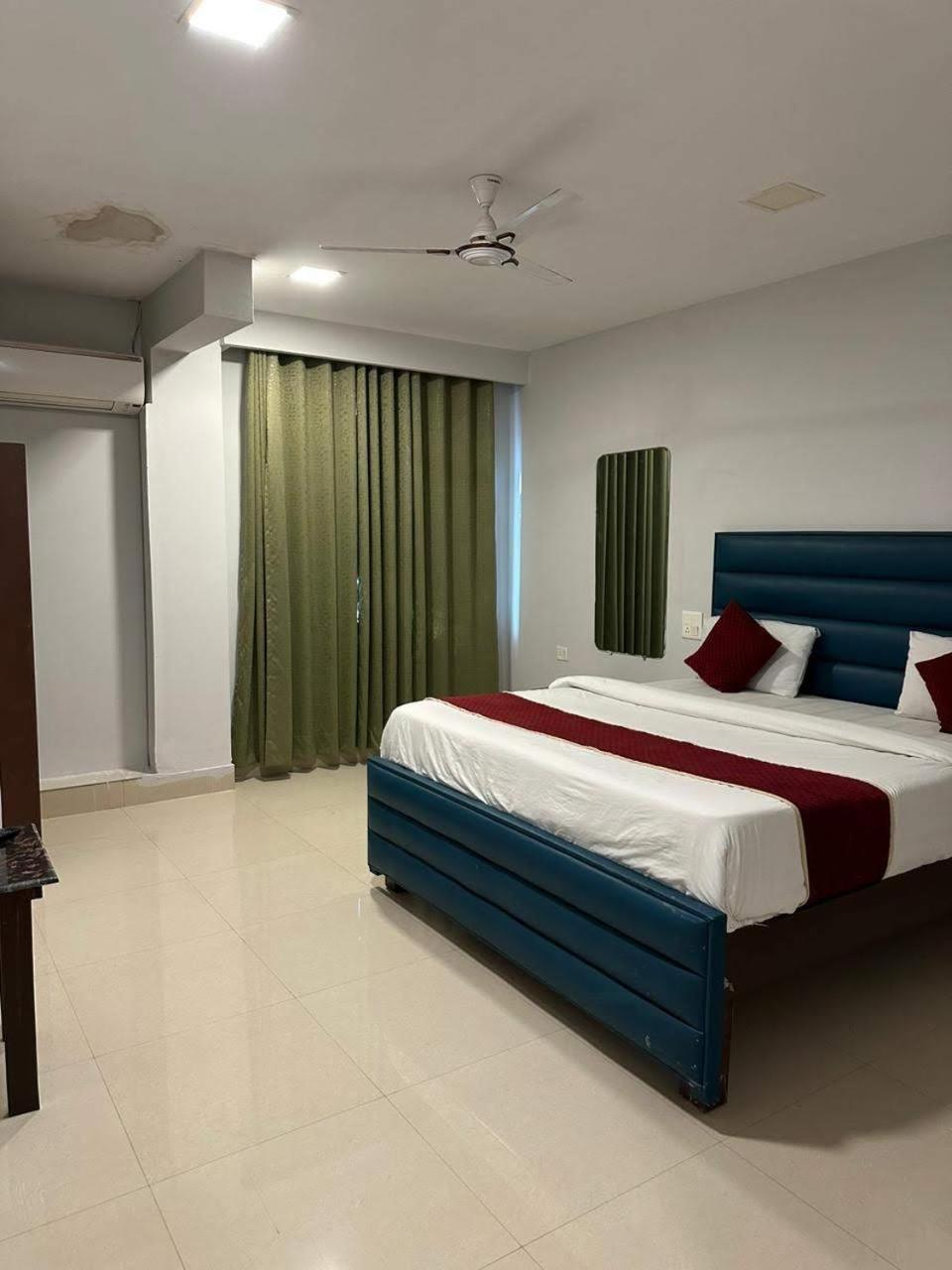 Amenda Classy Near By Delhi-ncr Hotel New Delhi