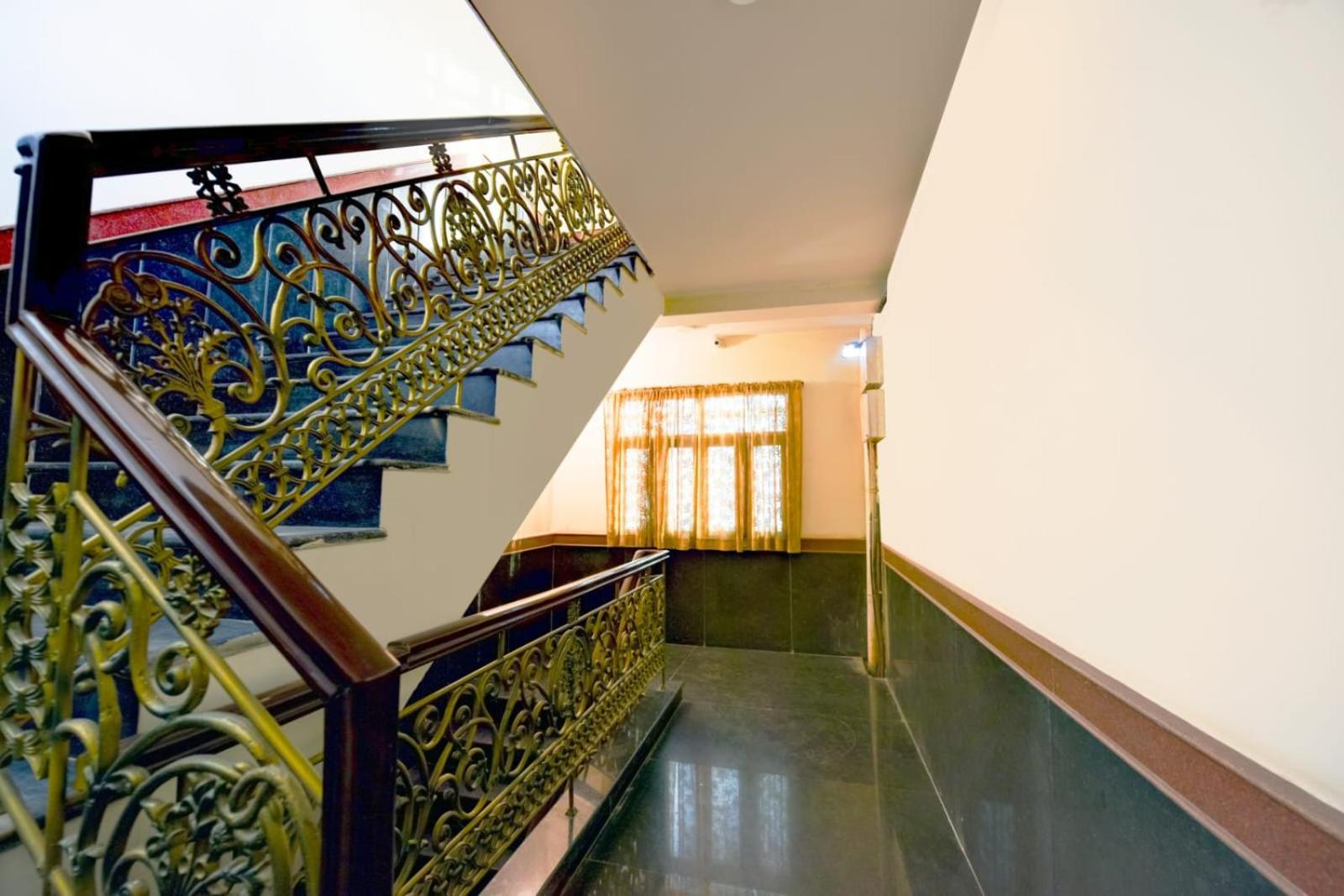 Amenda Classy Near By Delhi-ncr 4*